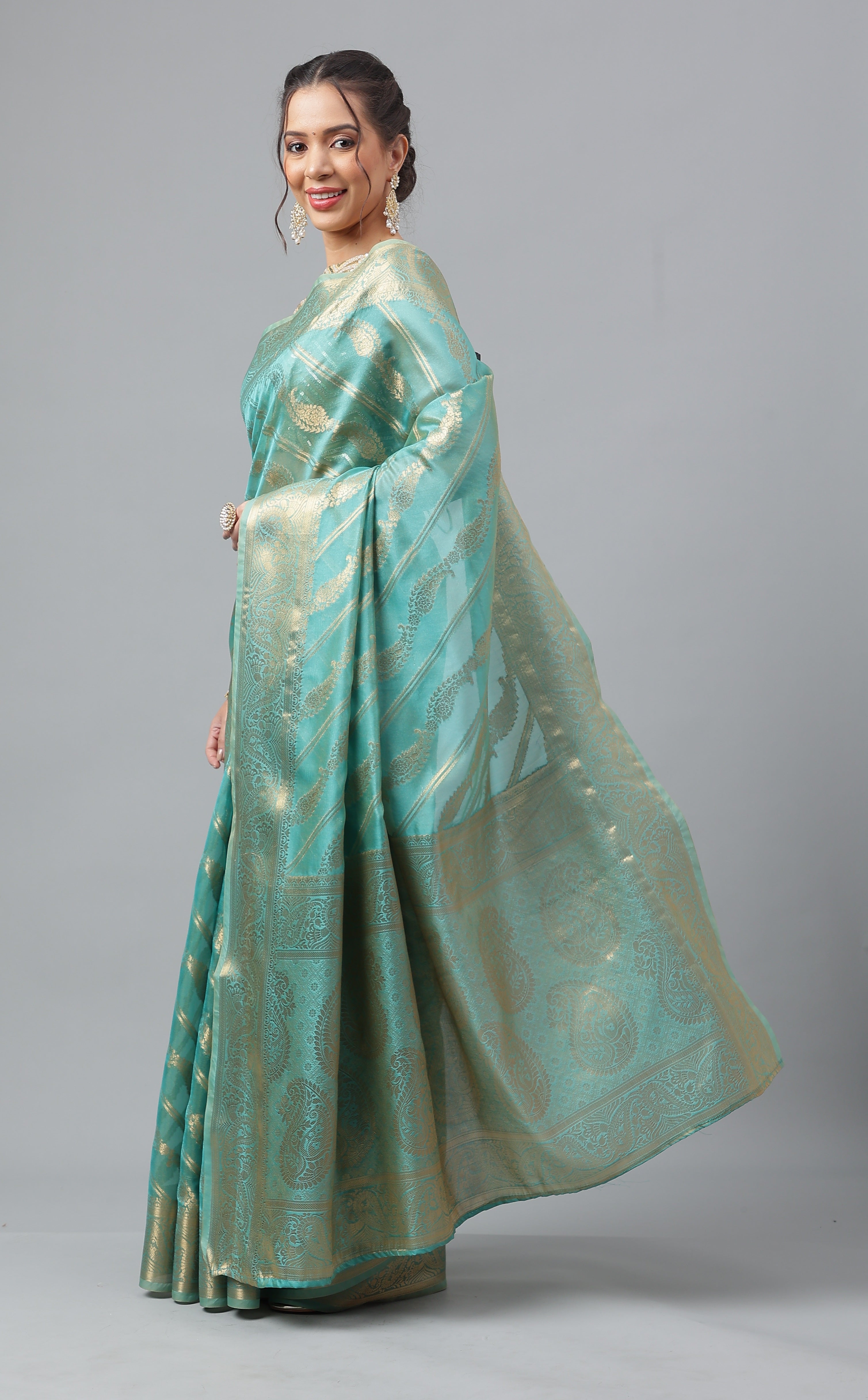 Bhanderi Fashion Jaccard  Kanjeevaram Ethnic Motifs Zari Organza Saree With Brocade Blouse For Casual Wear and Festival Wear And Party wear