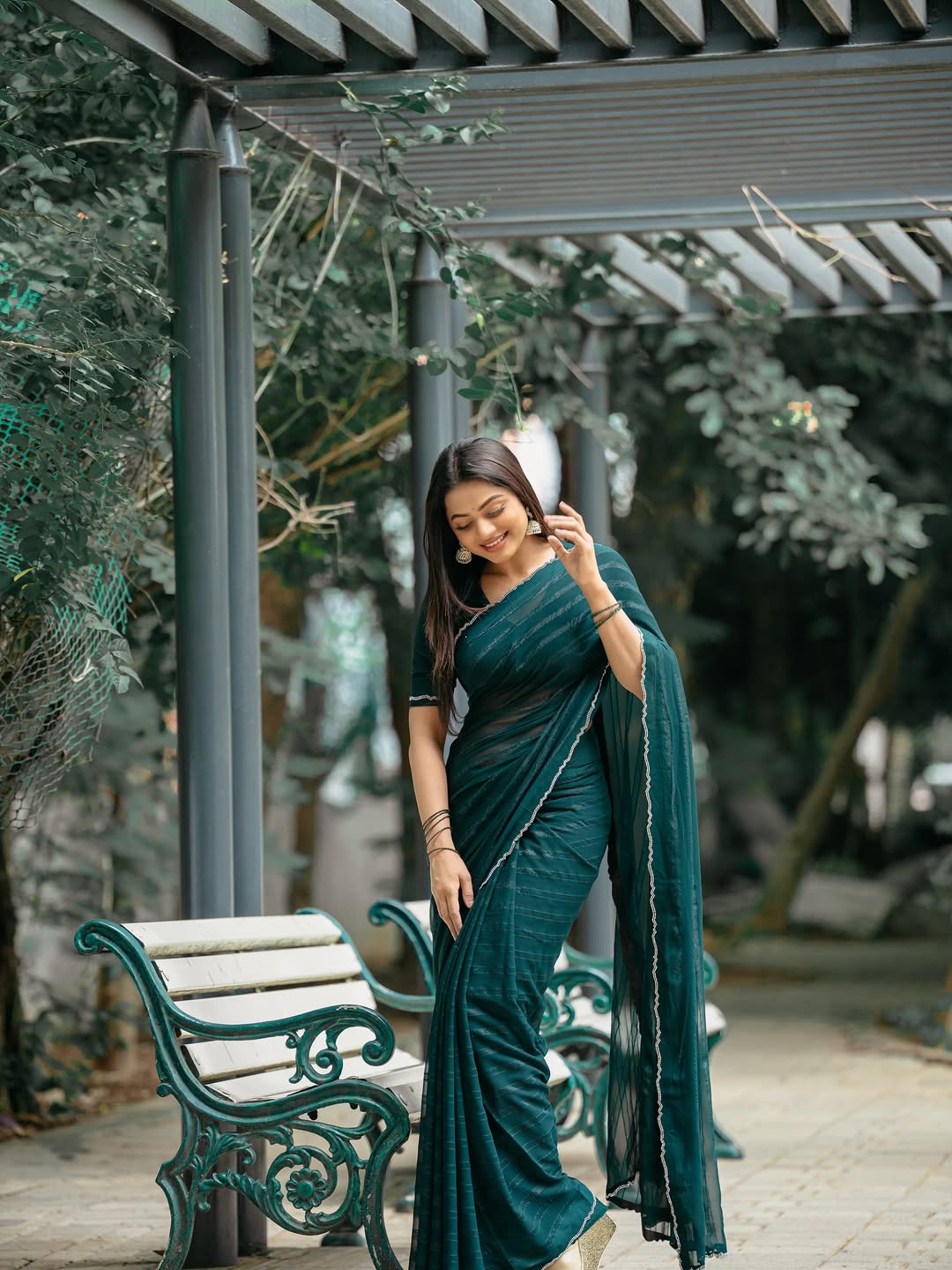Bhanderi Fashion Moss Chiffon Diamond HotFix Border Saree