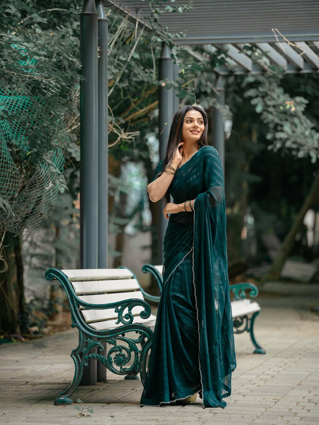 Bhanderi Fashion Moss Chiffon Diamond HotFix Border Saree